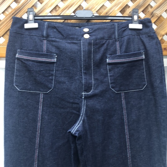NWOT dark blue Pilcro Flares - Picture 6 of 16